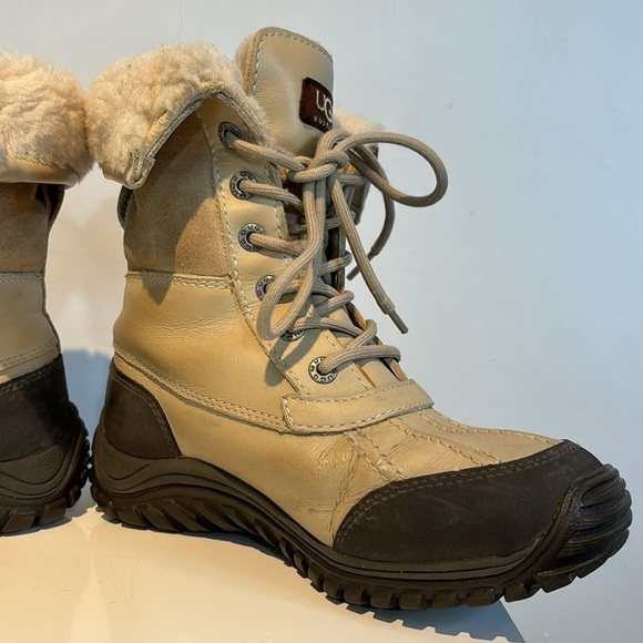 UGG Womens Adirondack II Waterproof Leather/Suede Lace-Up Boot US6 colour Sand - Picture 8 of 11